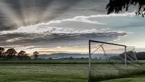 “内马尔桑托斯周三训练恐缺席，新赛季巴甲首战可能受阻”